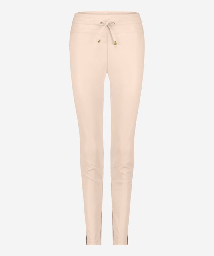  ALMOND WHITE