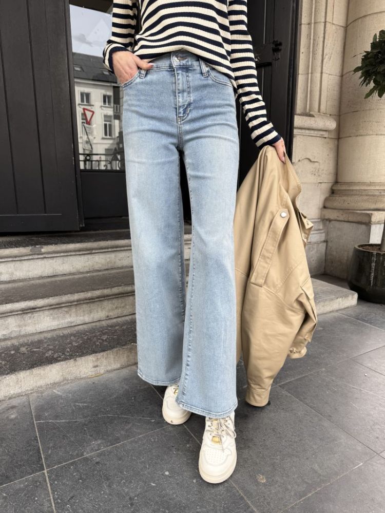 Le slim palazzo tribute TRBT