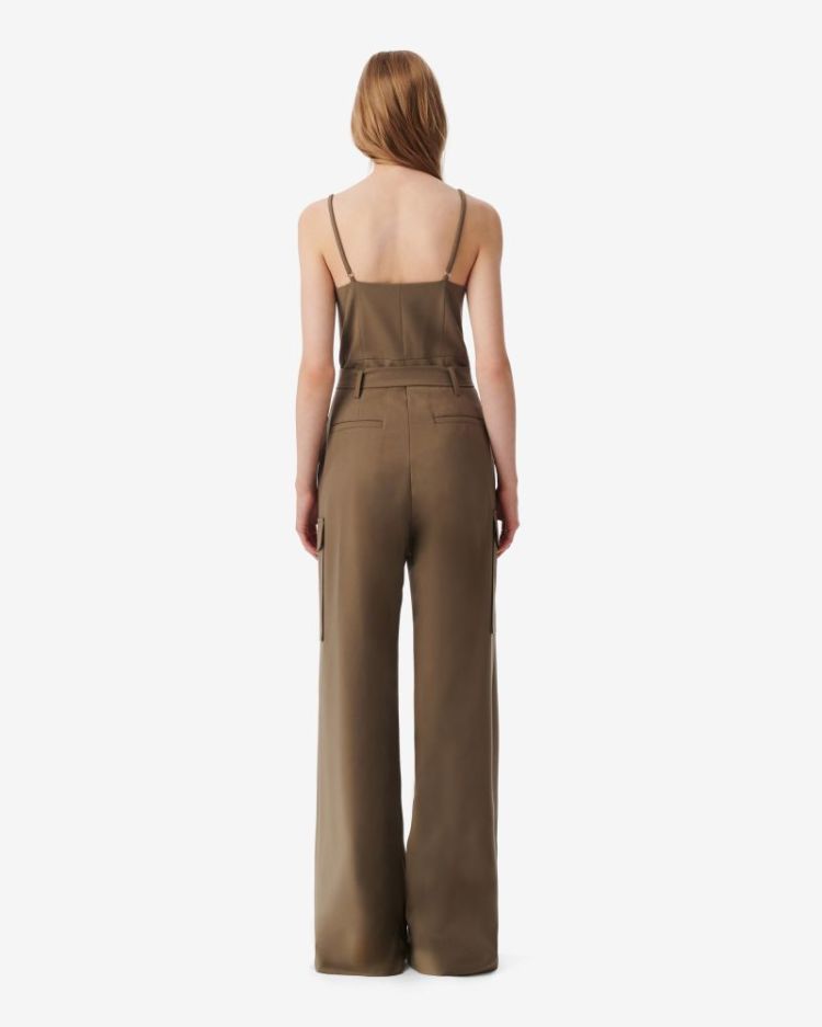KHAKI