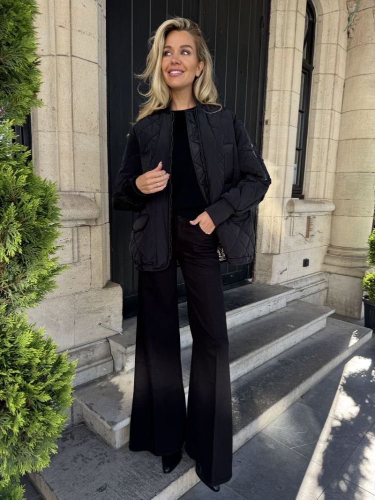  2000 BLACK