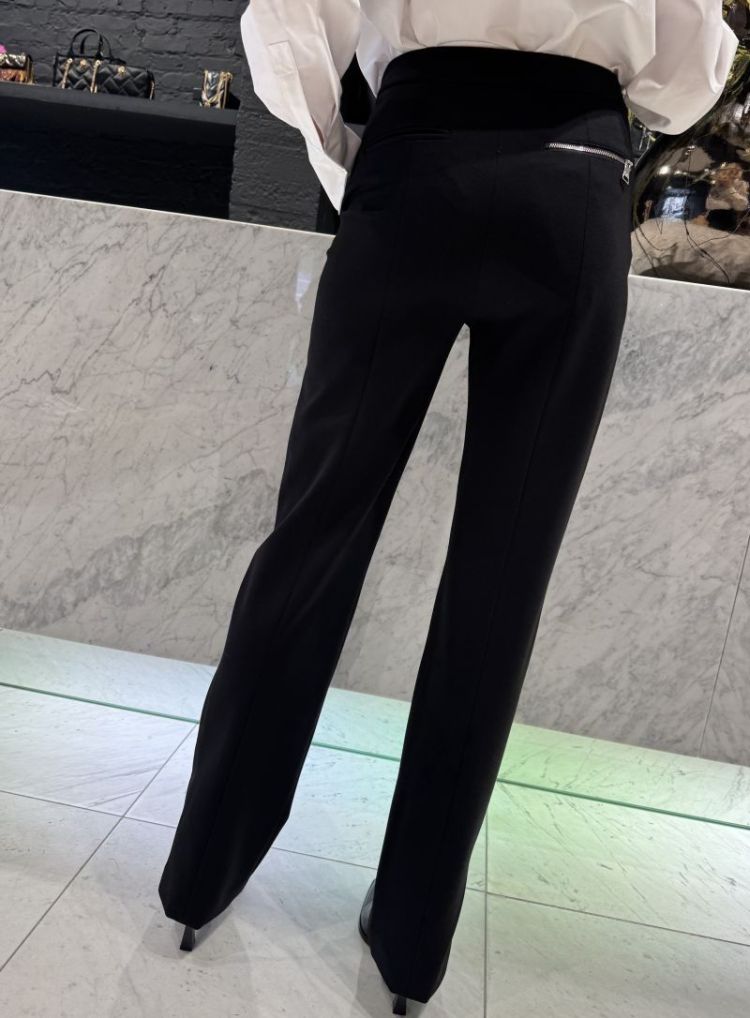  999 BLACK