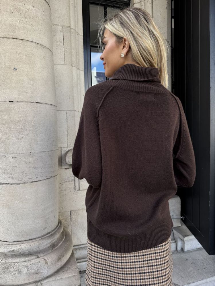  CHOCOLATE