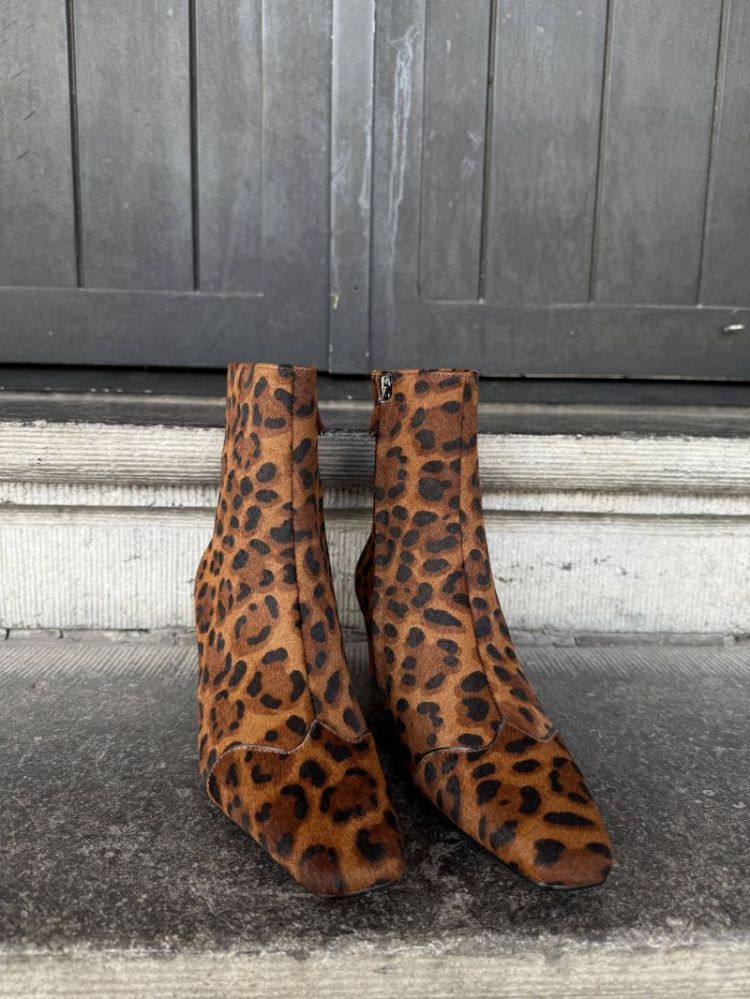  LEOPARD