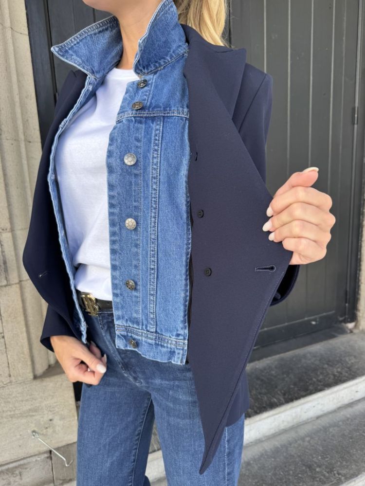  DENIM