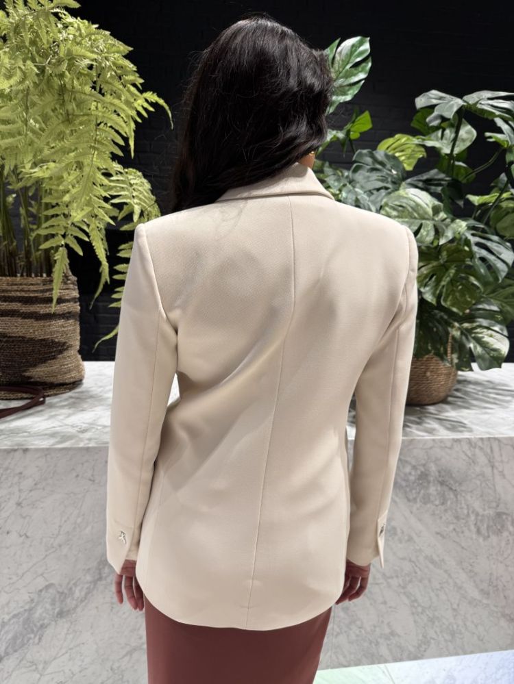  WARM IVORY