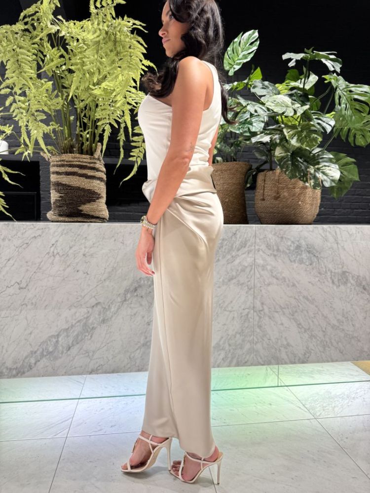  WARM IVORY