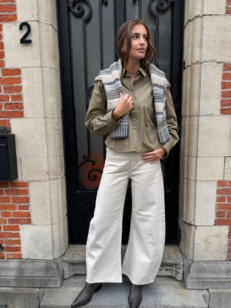  LIGHT KHAKI